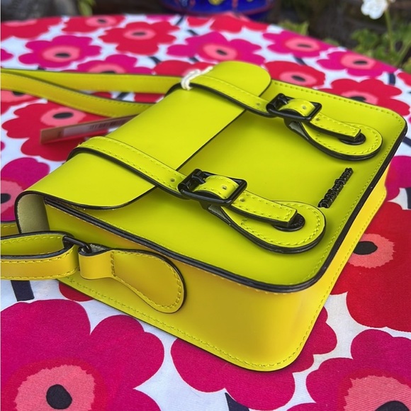 💥 New Dr. Martens Yellow 7 Inch Crossbody Satchel Bag 💥 - Picture 6 of 14